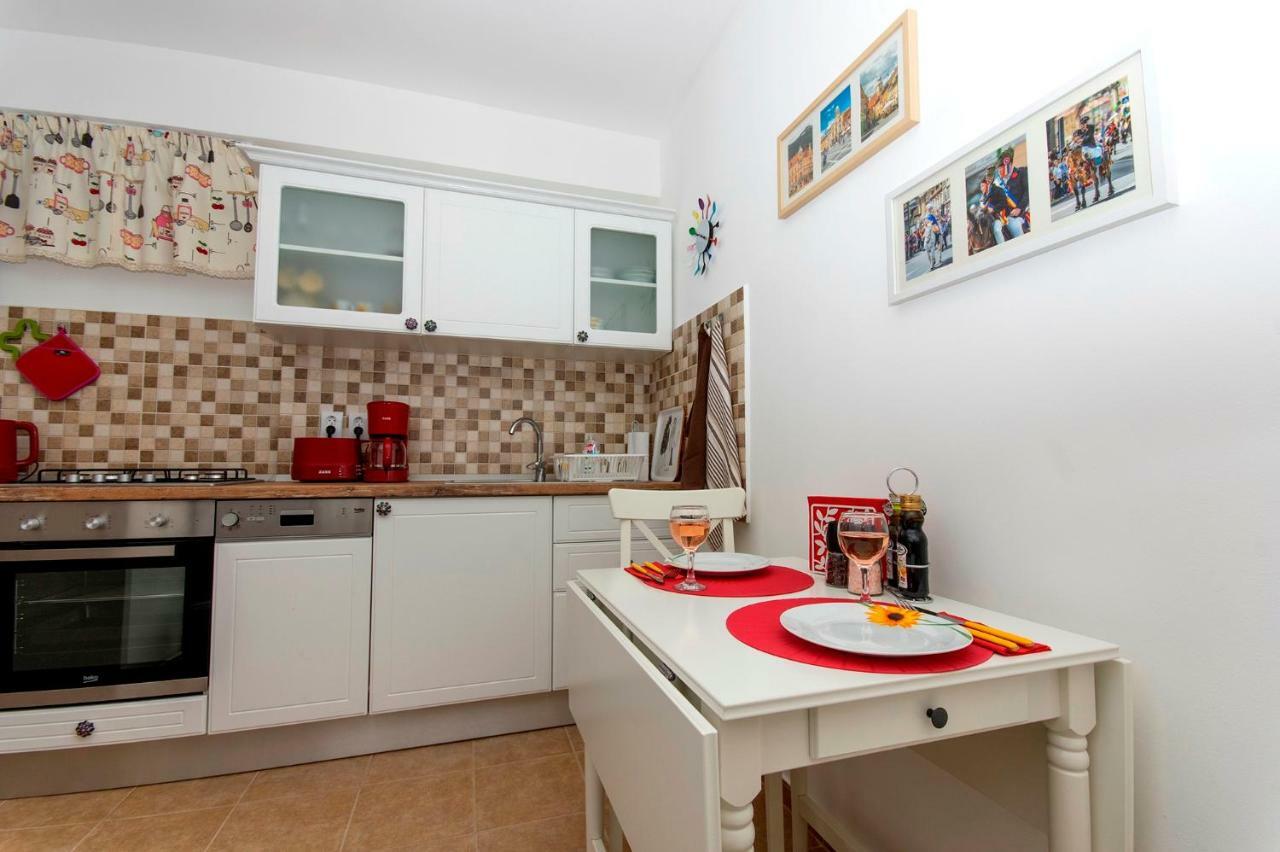 Ava'S Home Braşov Eksteriør bilde